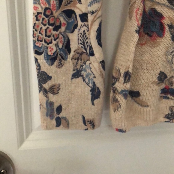 NWOT LOFT floral sweater - Picture 3 of 4